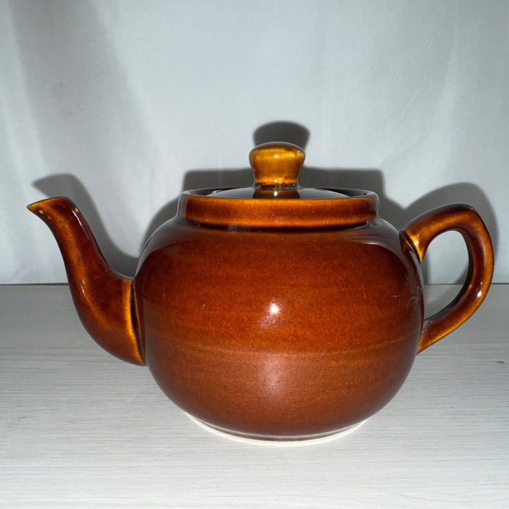 East West Dist Co Brown Ceramic Teapot Lid Microwave Dishwasher Safe